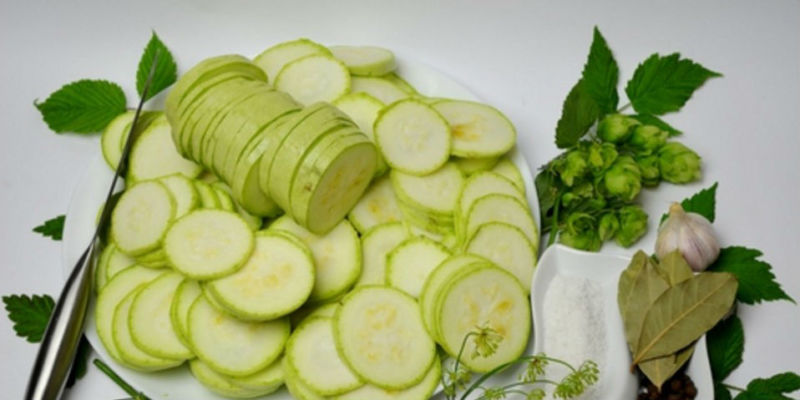 Варенье из кабачков на зиму с курагой. Варенье из кабачков с лимоном. Простой рецепт варенья с кабачками и курагой