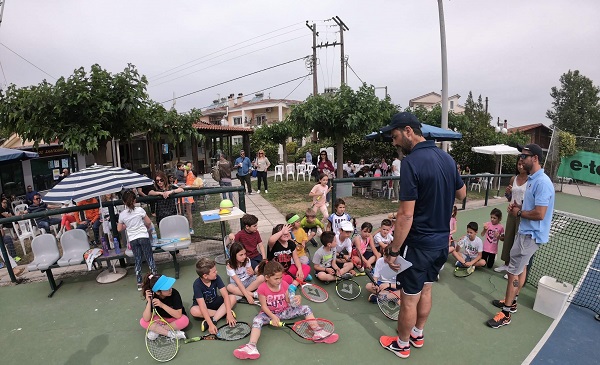 ΓΙΟΡΤΗ ΤΗΣ ΠΑΙΔΙΚΗΣ ΑΝΤΙΣΦΑΙΡΙΣΗΣ ΣΤΗ ΝΙΚΑΙΑ