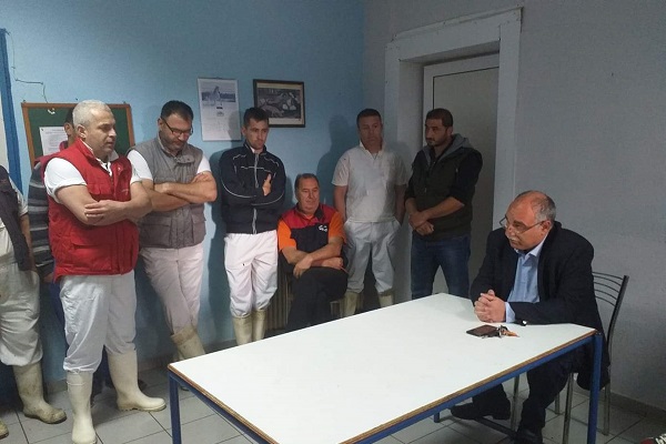 ΘΑ ΔΩΣΟΥΜΕ ΑΓΩΝΑ ΓΙΑ ΤΗ ΒΙΩΣΙΜΟΤΗΤΑ ΤΩΝ ΣΦΑΓΕΙΩΝ