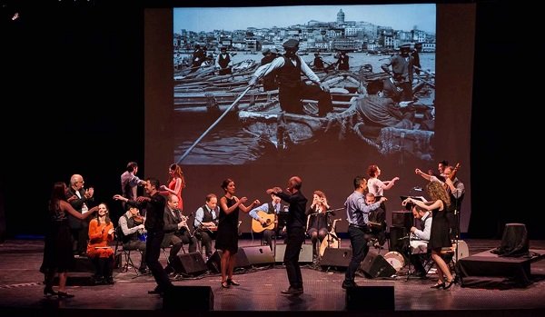 ΤΟ ΛΥΚΕΙΟΝ ΤΩΝ ΕΛΛΗΝΙΔΩΝ ΛΑΡΙΣΑΣ ΠΑΡΟΥΣΙΑΖΕΙ ΤΟΥΣ TAKIM