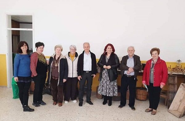 ΣΤΟΝ ΔΗΜΟ ΤΕΜΠΩΝ Η ΔΙΕΥΘΥΝΤΡΙΑ ΤΟΥ ΛΑΟΓΡΑΦΙΚΟΥ ΜΟΥΣΕΙΟ ΦΑΝΗ ΚΑΛΟΚΑΙΡΙΝΟΥ