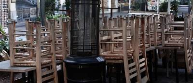 ΣΥΚΑΕΛ: Η εστίαση στη Λάρισα ασφυκτιά – Οι αγωγές από εταιρίες διαχείρισης πνευματικών δικαιωμάτων ακόμα μια θηλιά στο λαιμό μας