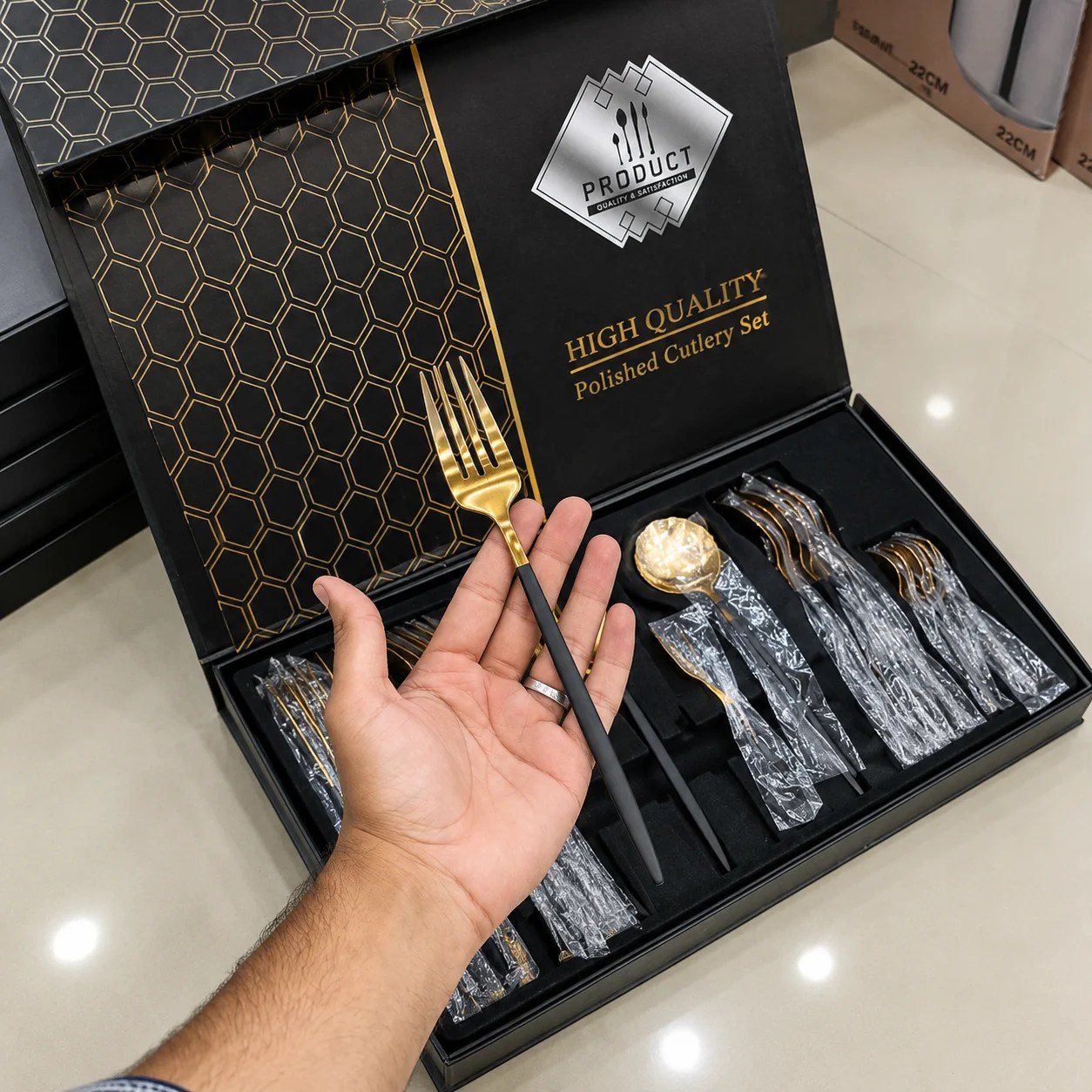 24PCs STAINLESS STEEL CUTLERY SET