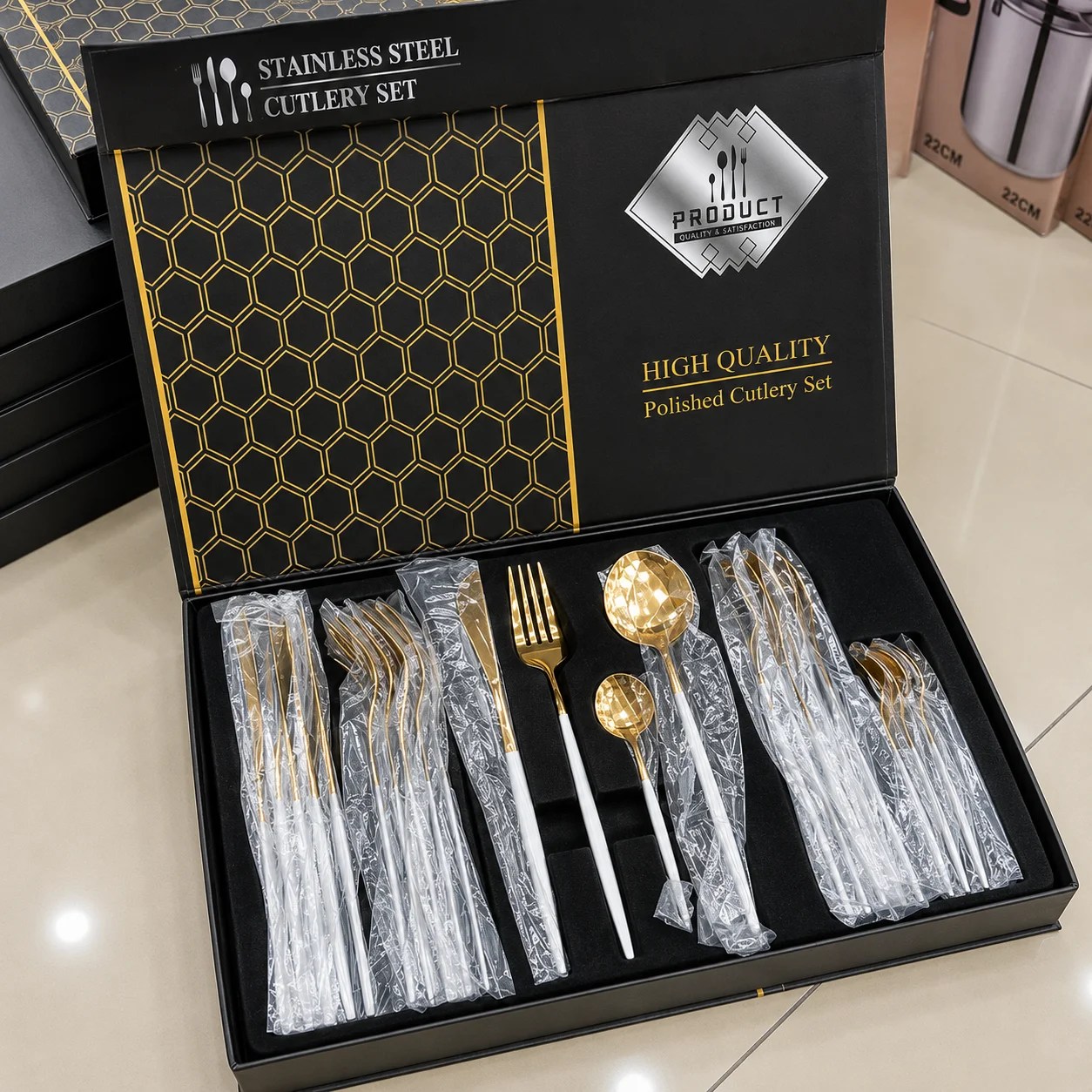 24PCs STAINLESS STEEL CUTLERY SET