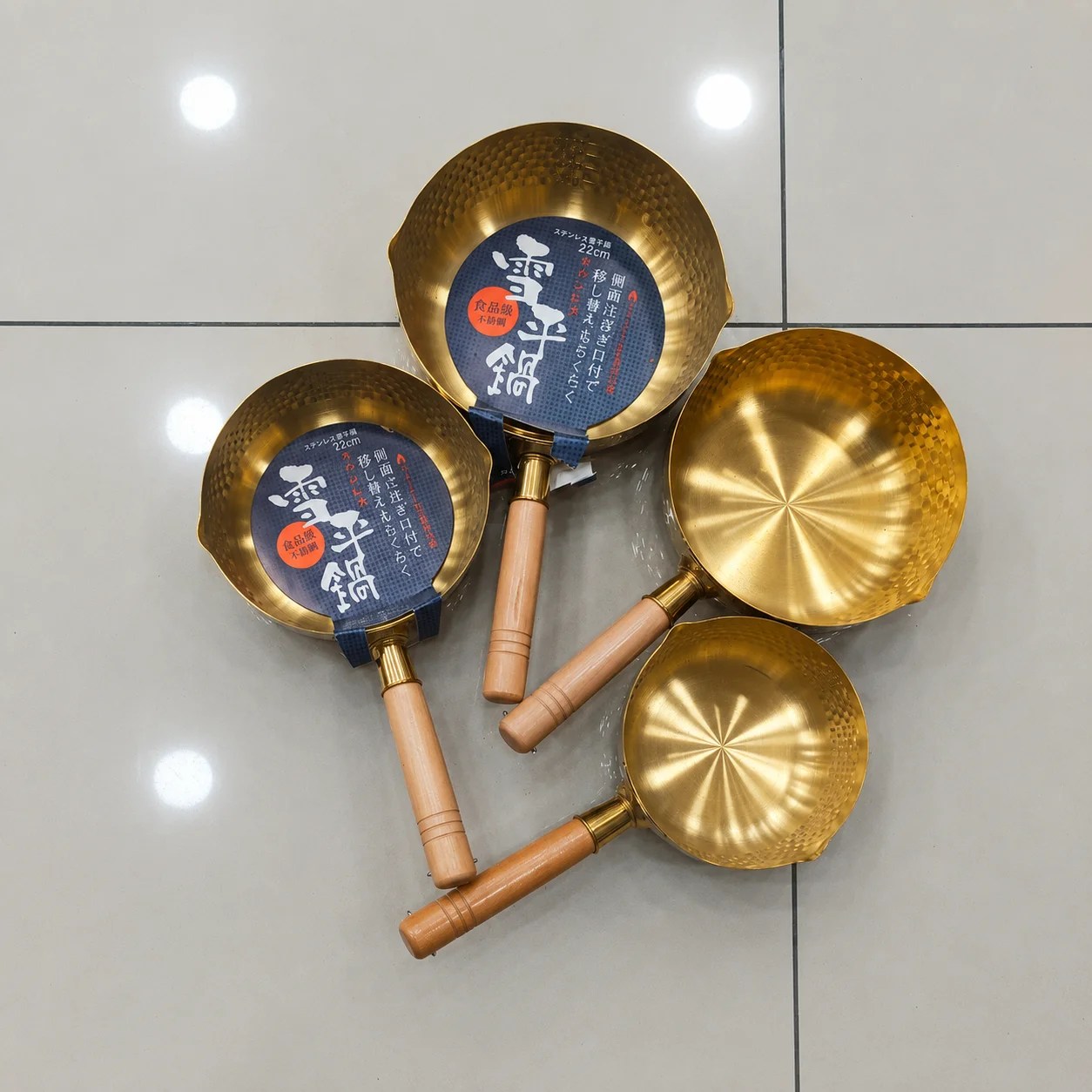 golden saucepan