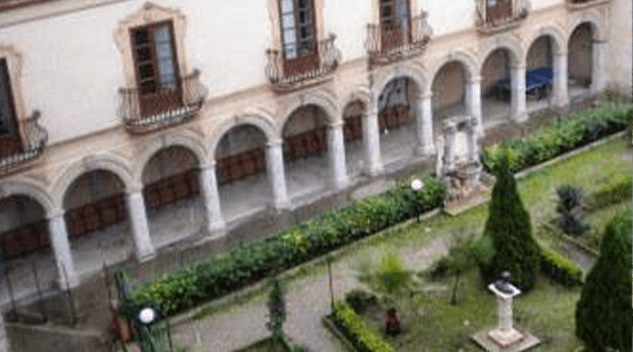 vandalizzato il liceo regina margherita