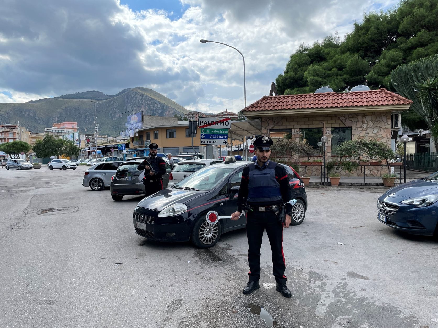 carabinieri di villabate arrestano pusher minorenne