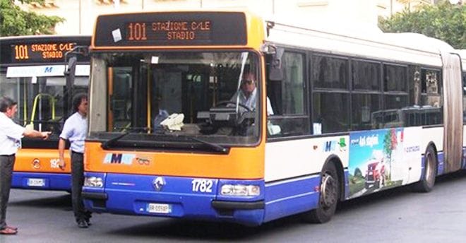 bus palermo autista amat aggredito