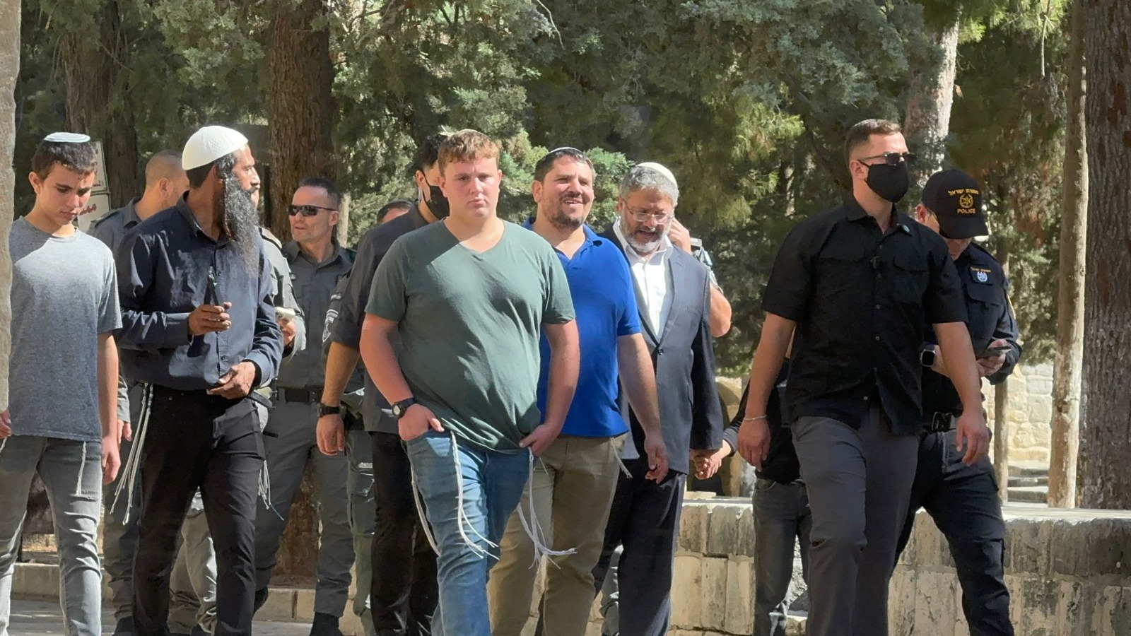 الوضع القائم في الأقصى.. حين يصبح ملهاة نتنياهو لتمرير التهويد الممنهج