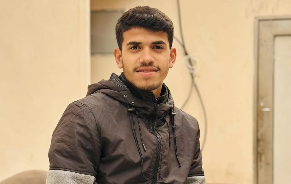 استشهاد الصحفي محمد الصوالحي باستهداف إسرائيلي غربي غزة استشهاد الصحفي محمد الصوالحي باستهداف إسرائيلي غربي غزة