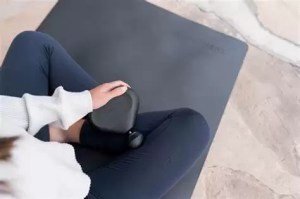 AI-powered wellness: Theragun mini is proven to relieve aches and pains and improve recovery. 