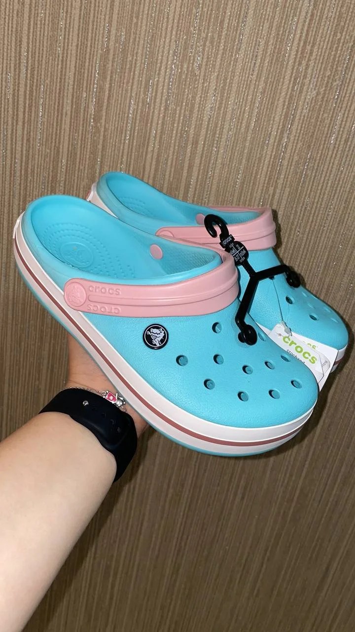Crocs PALLETS