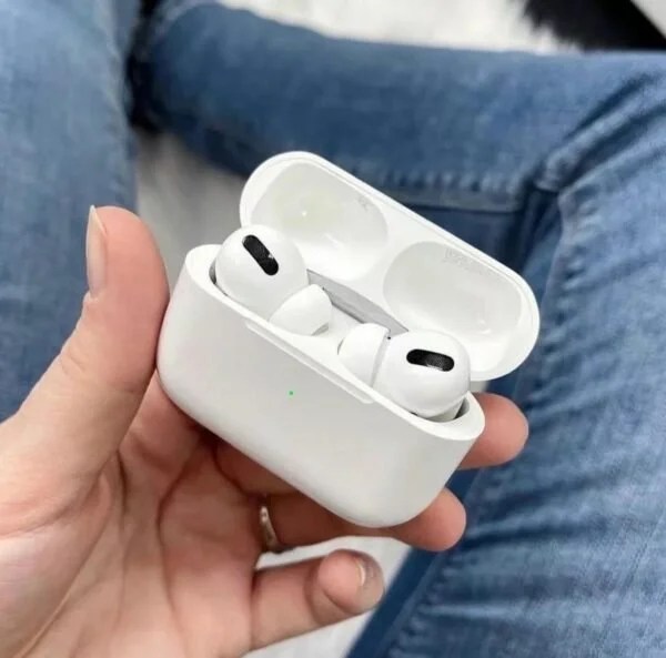 Apple AirPods Pro Pallet,buy Apple AirPods Pro pallet,wholesale Apple products,Apple Smart Watches pallet,Apple accessories pallet,bulk Apple AirPods Pro,resale Apple gadgets,premium Apple pallet,wholesale tech products,high-profit Apple products,Apple earbuds bulk,Apple smart watches wholesale,Apple liquidation deals,tech resellers Apple,wholesale electronics pallet