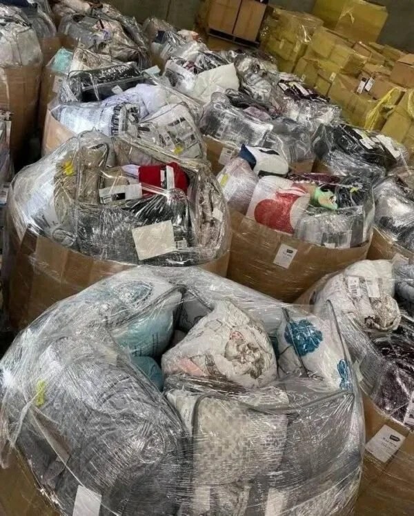 Beddings Pallet Liquidation,Buy Bedding Pallets Wholesale,Comforter Sets Bulk,Duvet Covers Wholesale,Bed Sheets Bulk,Pillowcases Wholesale,Mattress Protectors Pallet,Weighted Blankets for Resale,Pillow Sets Wholesale,Quilts & Coverlets Bulk,Electric Heated Blankets Pallet,Kids Bedding Wholesale,Hotel Towels Pallet,Bedding Overstock Liquidation,Premium Bedding for Resale,bedding pallet