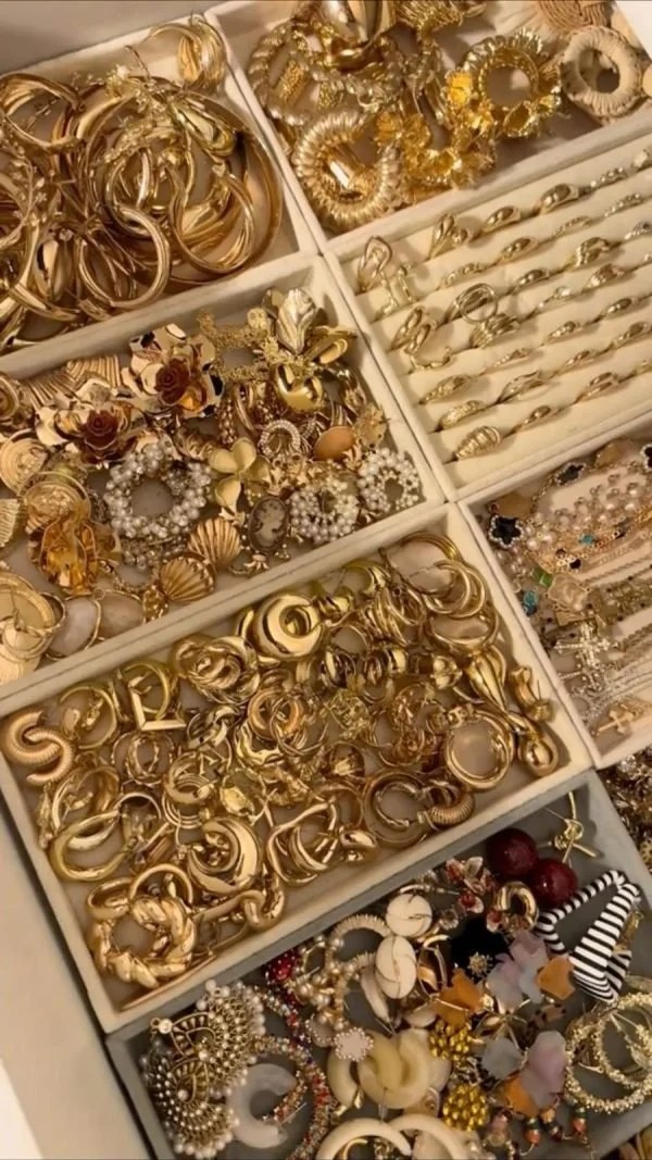 jewelry liquidation pallet,wholesale jewelry pallet USA,buy jewelry liquidation pallet,bulk fashion jewelry liquidation,jewelry overstock lot for sale,wholesale necklaces earrings rings pallet,luxury jewelry liquidation pallet,jewelry resale inventory pallet,clearance jewelry pallets,discount jewelry wholesale pallet,jewelry liquidation pallets USA,boutique jewelry liquidation lot,mixed jewelry wholesale lot,jewelry pallet for resellers,buy jewelry bulk pallet,wholesale jewelry accessories lot,jewelry pallet