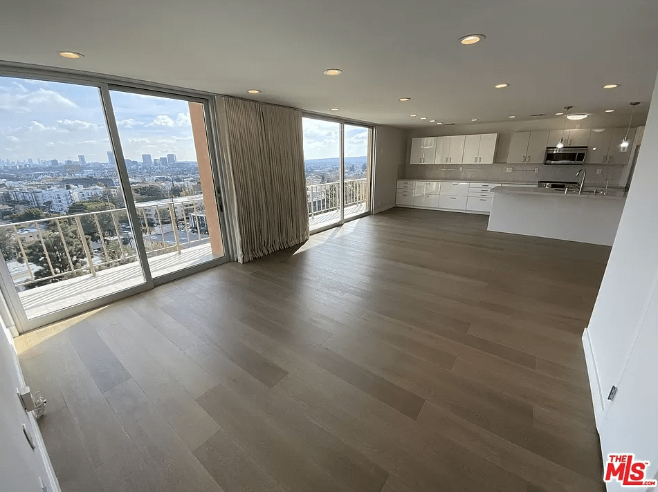 10th floor jewel