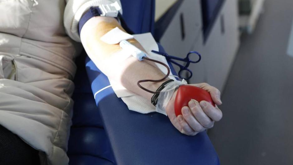 How many Americans have coronavirus antibodies? Blood donations show vast majority do