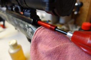 Cleaning rod bore guide