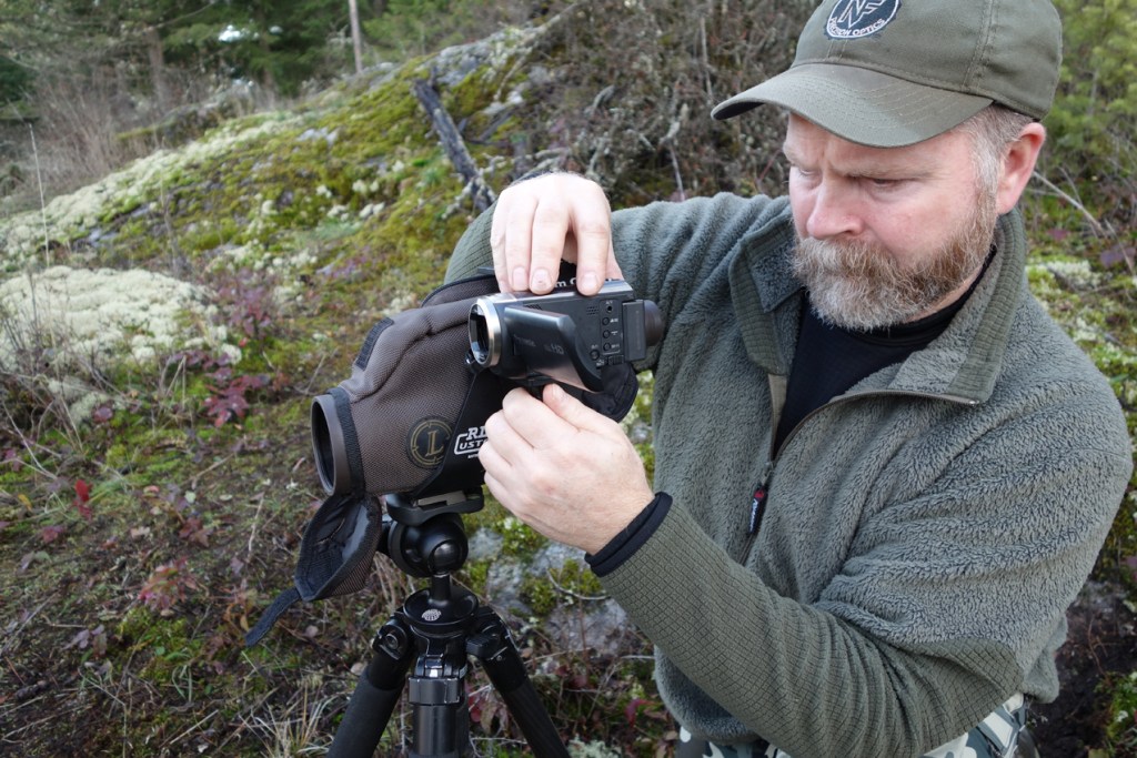 Adjusting Panasonic HC-V550 on Cam Cradle