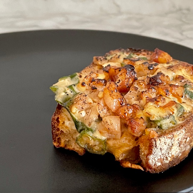 独創的組合せの惣菜パンはレストラン経験があるからこそ！もちもち高