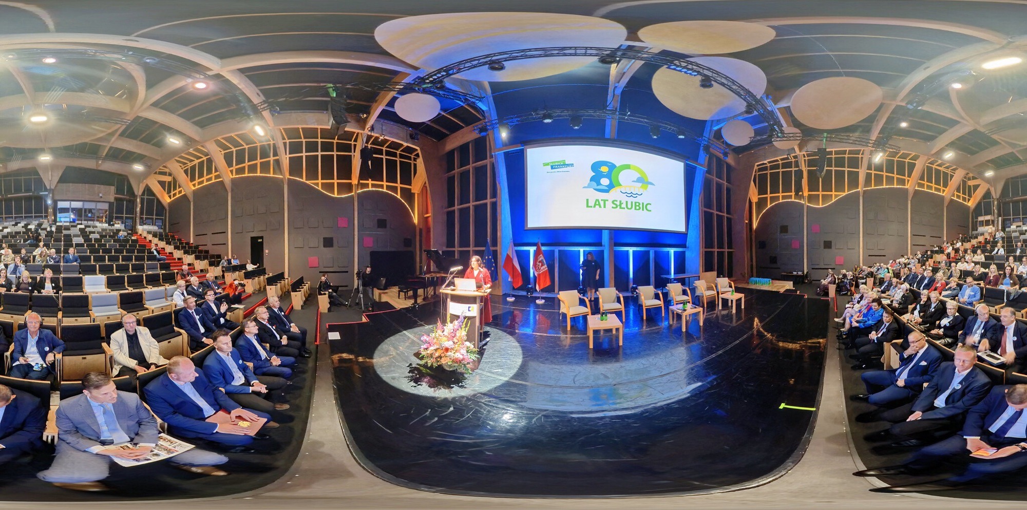 360°-Experte für virtuelle Inhalte