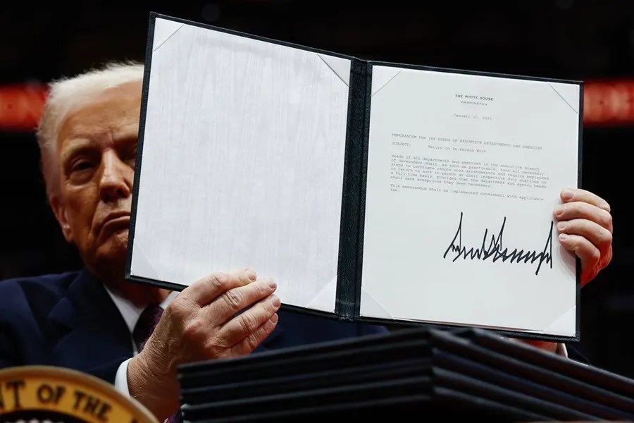 Trump deshace el legado de Biden con decretos que inauguran su mandato