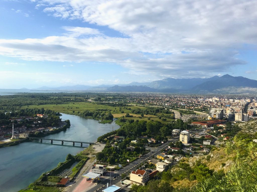 rental car in shkoder