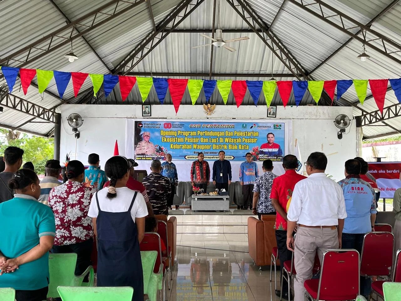 Kegiatan pembukaan program Taman Laut Pertamina di Pesisir Laut Waupnor, Biak, Papua.