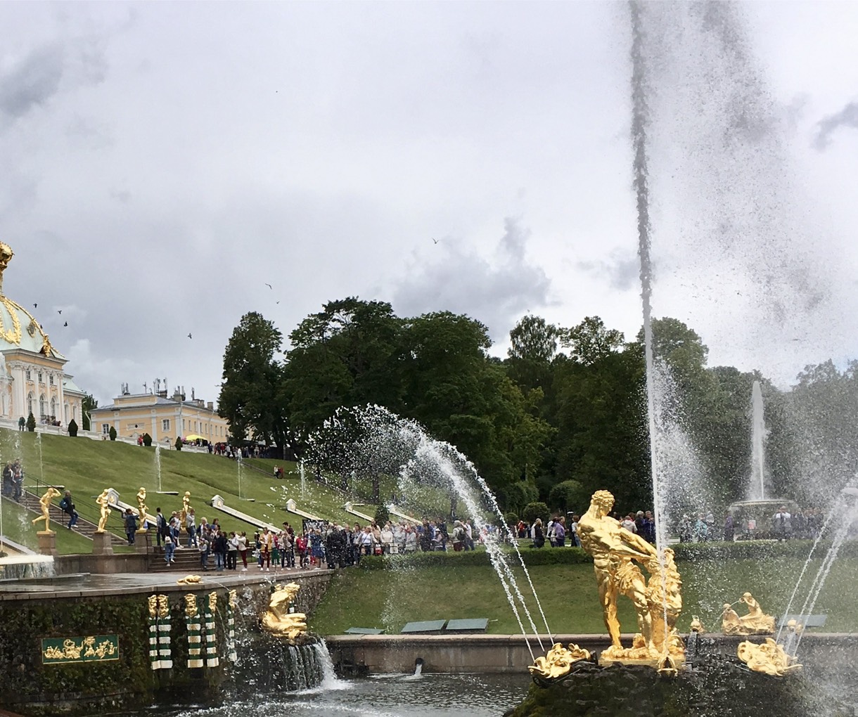 Тем не менее мы не пожалели. Vip Ekskursiya V Petergof Na Meteore Zakazat Na Sajte Paradisetours Ru