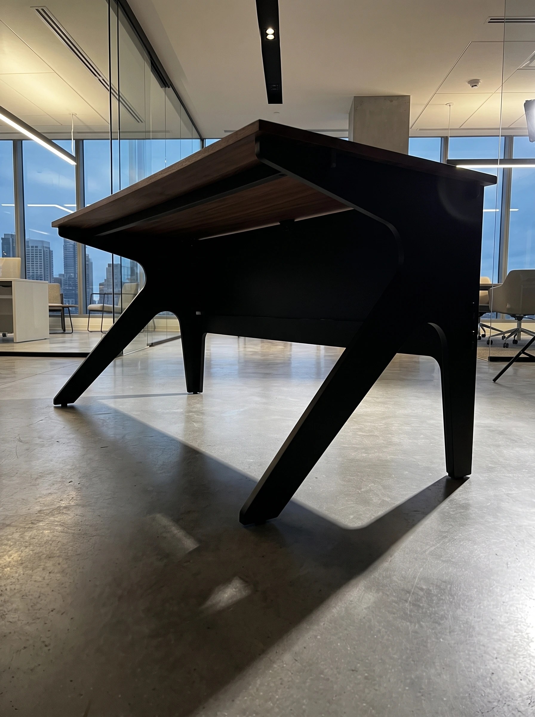 arrow desk
