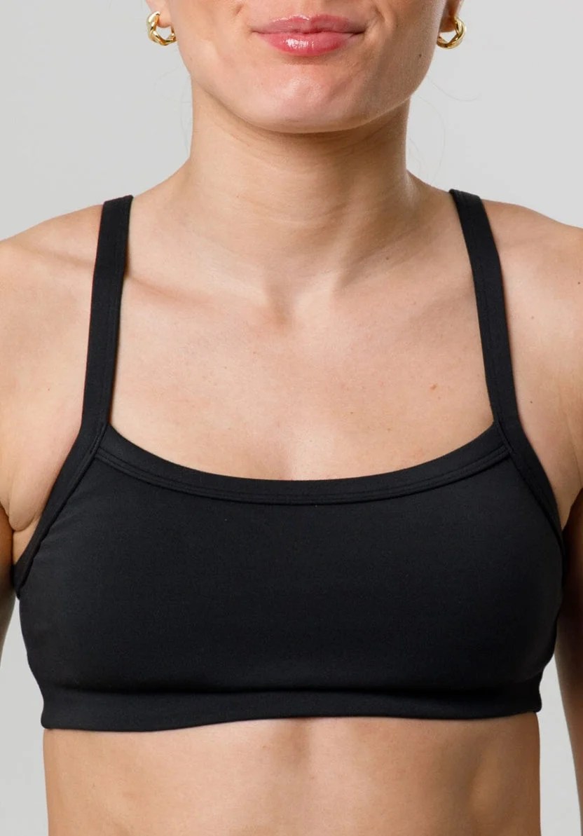Reluna™ Multi-Fit Bra Black Sports Bras Paragon Leggings 