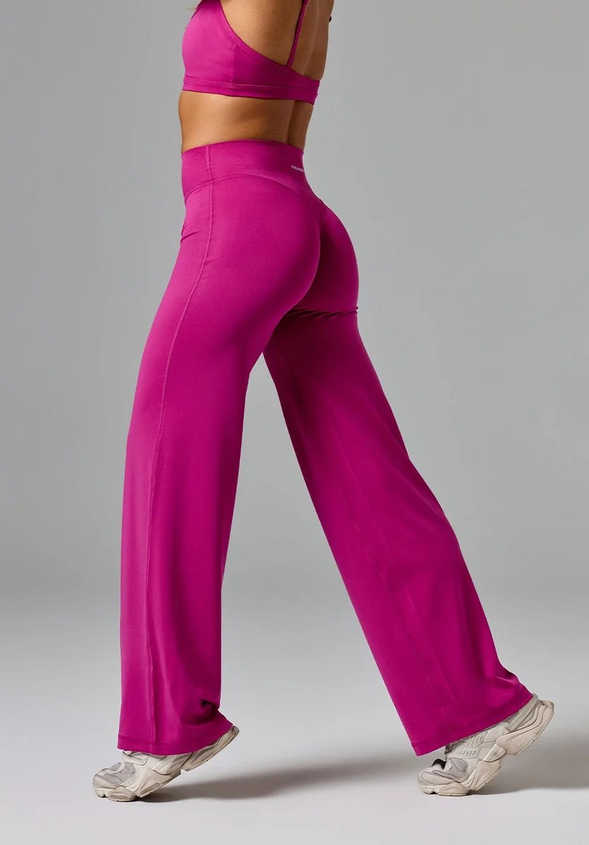 Reluna™ Original Sculptseam® Mid-Rise Straight Leg Pant Regular Berry Leggings/Joggers Paragon Leggings 