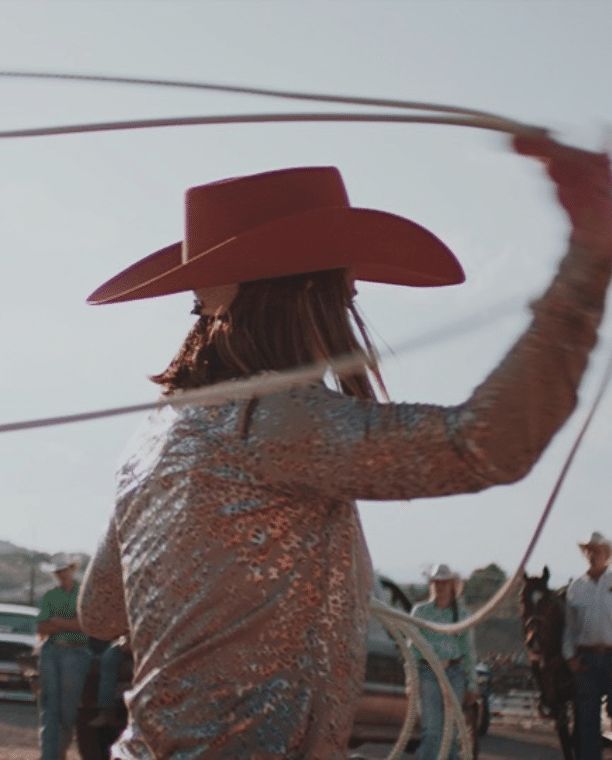 Case Studies Parallel Path - Gradient Art Collection - Ultra HD Quality