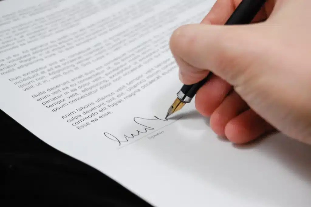 Best way to mail important documents: tips and tricks for the best