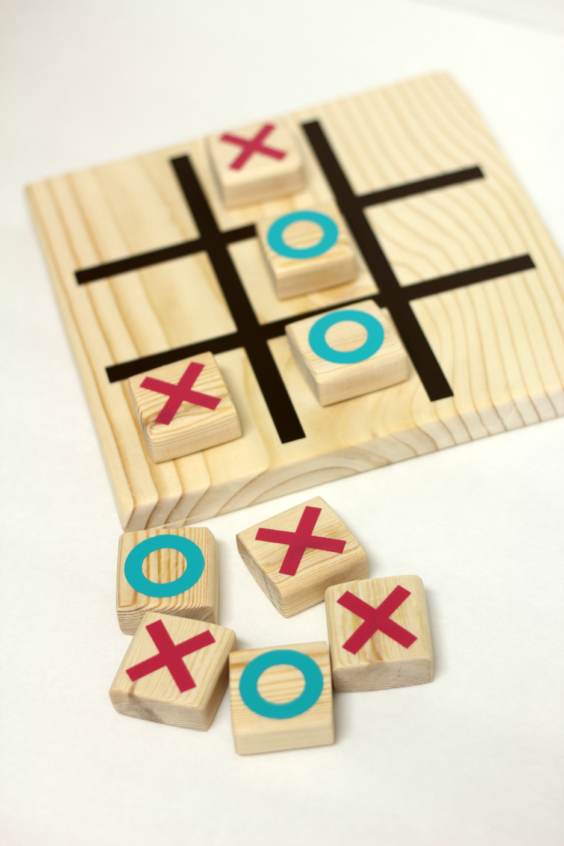 DIY Wooden Tic Tac Toe Game | Parental Perspective