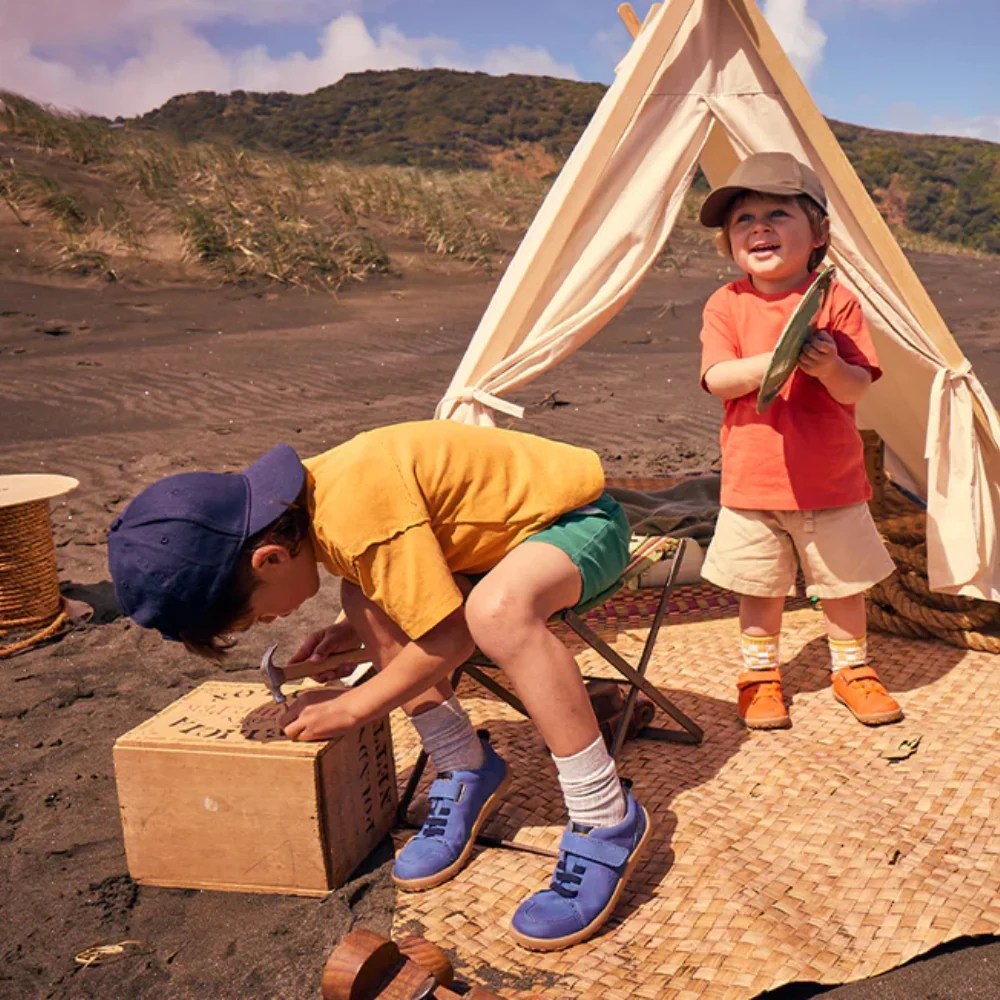 Kids playing in barefoot shoes