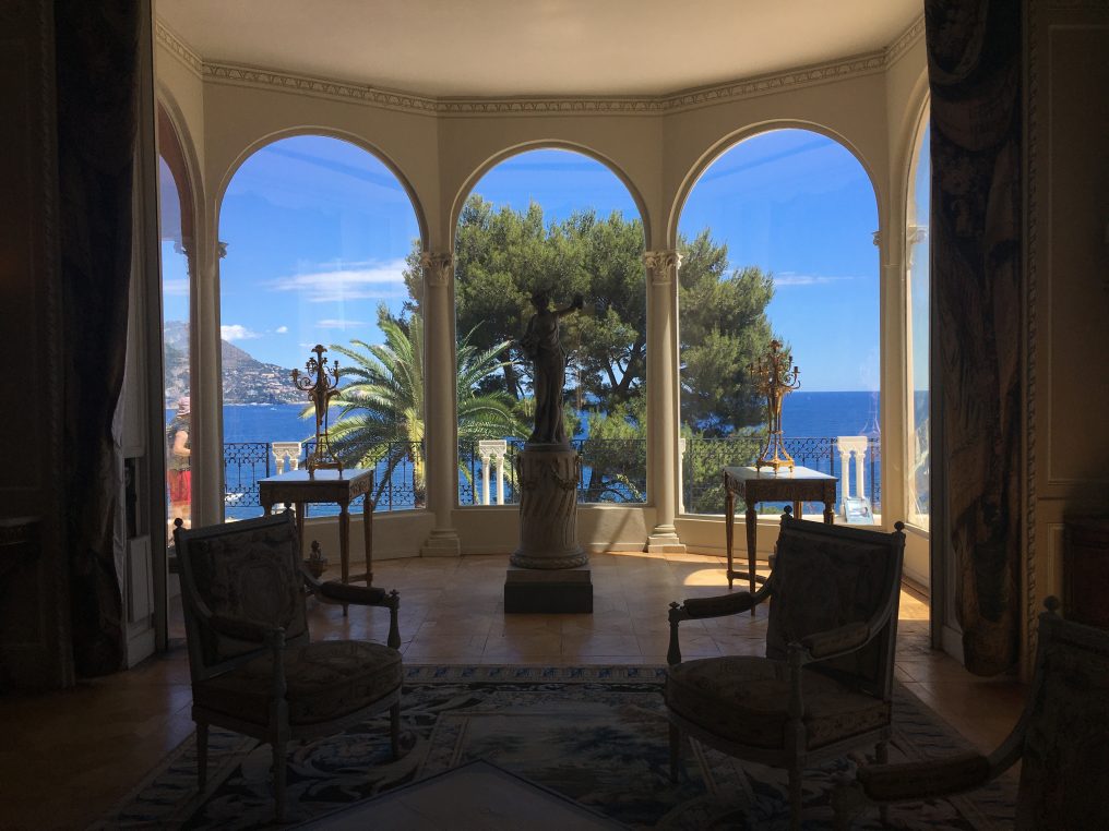 Mariage à la villa ephrussi de rothschild à saint jean cap ferrat photographe mariage je vous fais découvrir villa rothschild, un palace french riviera. Villa Ephrussi, a wedding place and a garden | Paris Diary by Laure