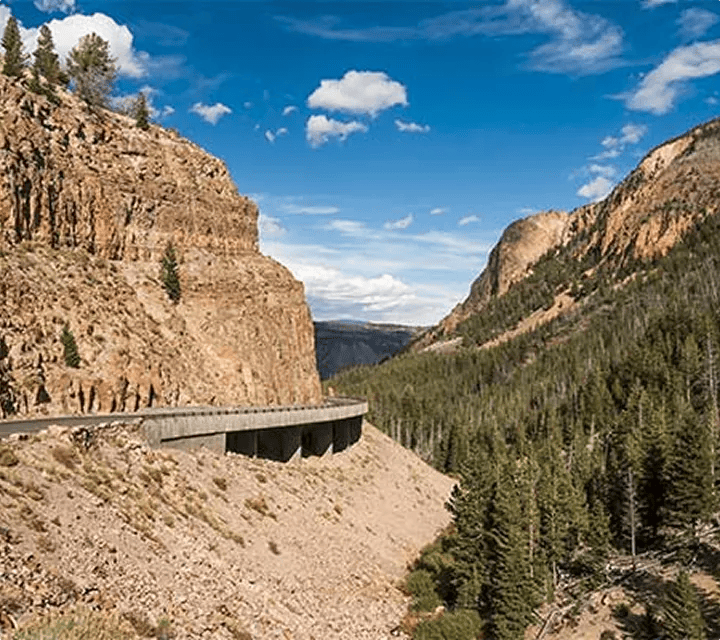 Scenic Drives Around Yellowstone Park Hotel Yellowstone Images 12 
