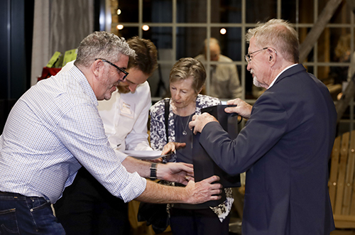 Wine pull