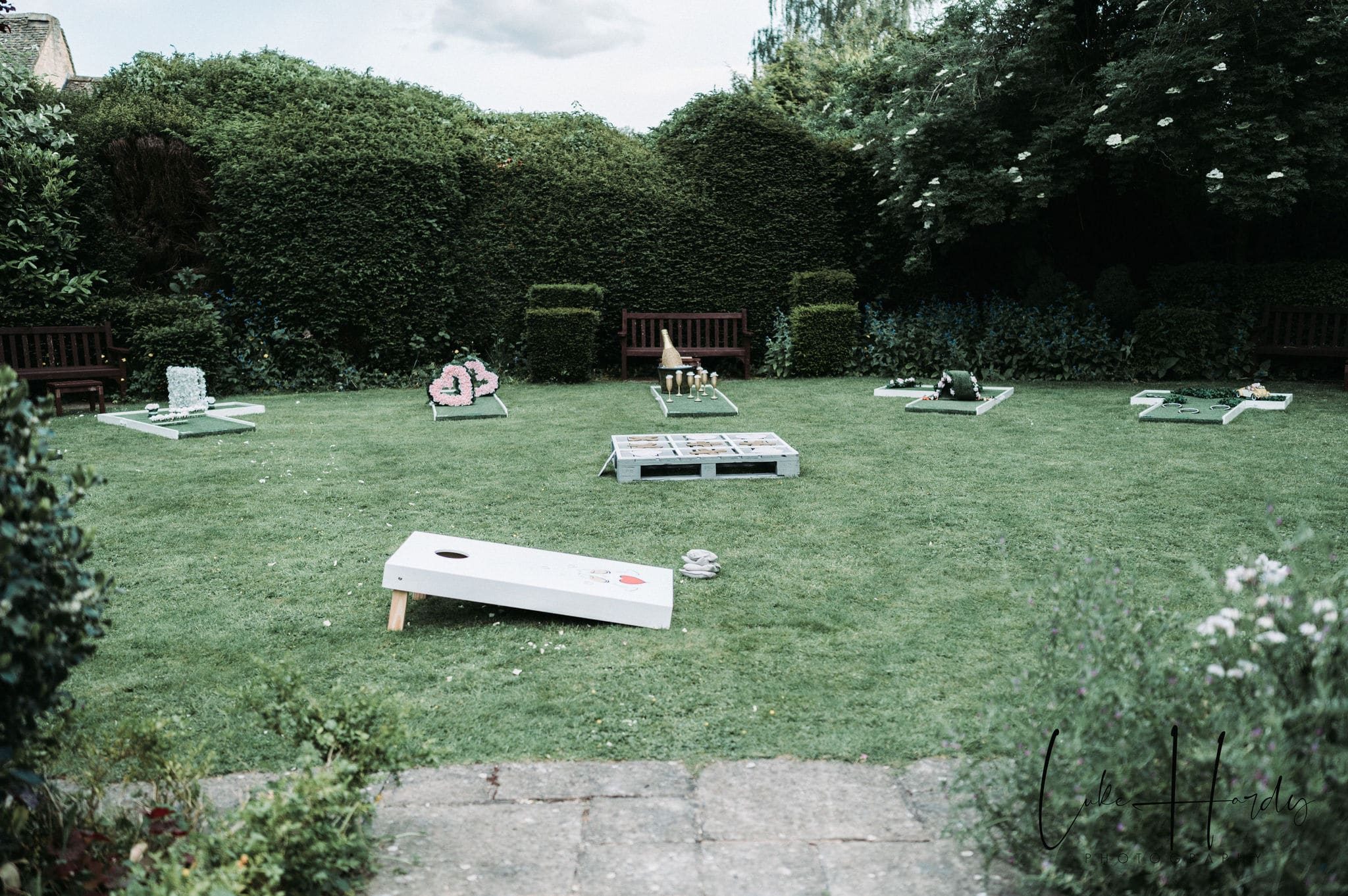 ALT=WEDDING GARDEN GAMES HIRE AT COTSWOLD HOUSE HOTEL WEDDING"