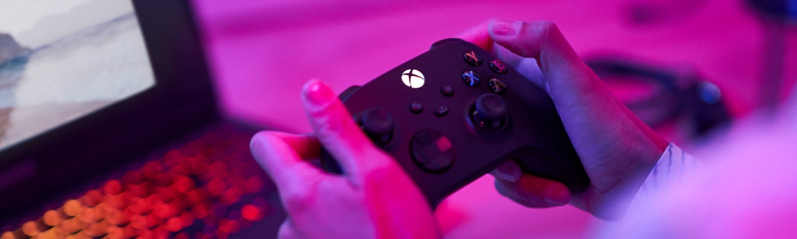 Gaming Partner - Ultra HD Retina Geometric Photos | Free Download