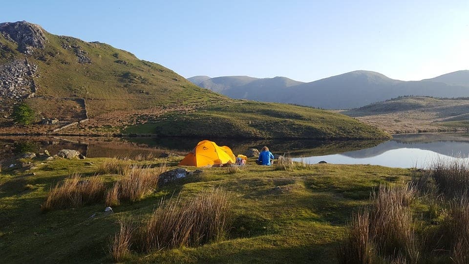 14 Important Solo Camping Tips All Beginners Must Know camping solo