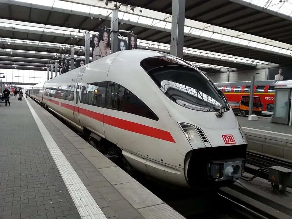 17 tips and tricks to know before visiting Germany 3 german fast train