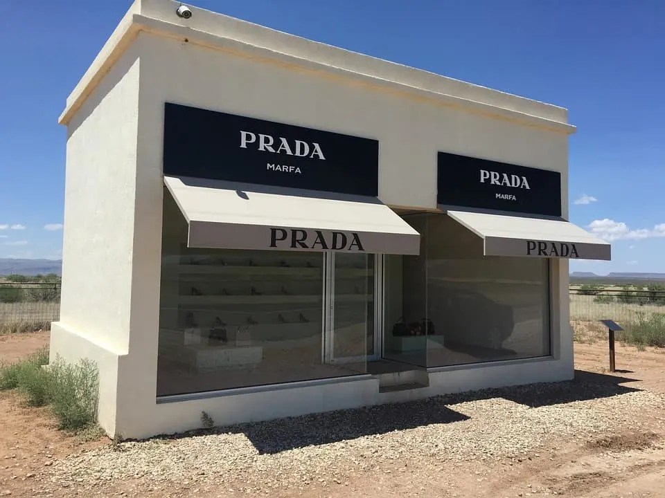 24 Amazing Small towns in Texas You Just Have To Visit 4 marfa