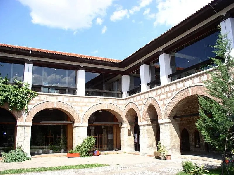 Visiting Skopje Old Bazaar- The Most Beautiful Part of Skopje 11 suli han skopje