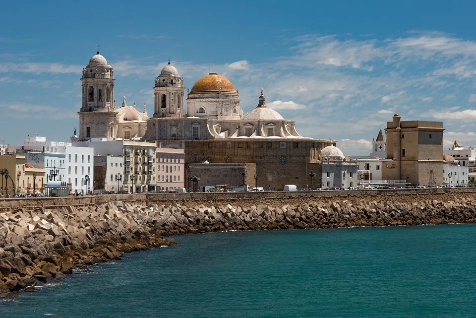 Which are the 25 Oldest Cities in Europe? 13 cadiz andalusia