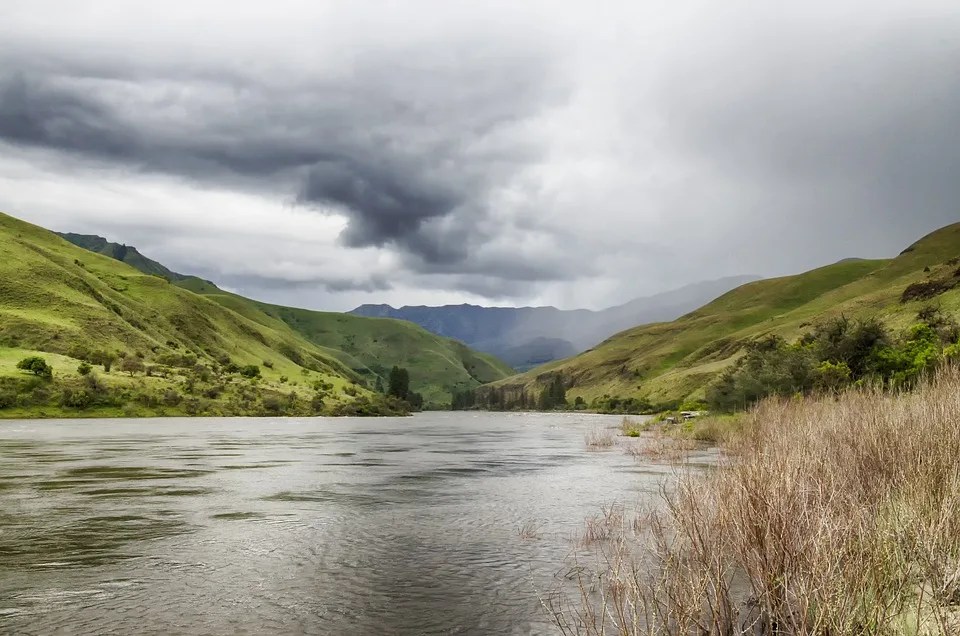 30 Most Remote Places In The US For A Different Experience 21 salmon idaho