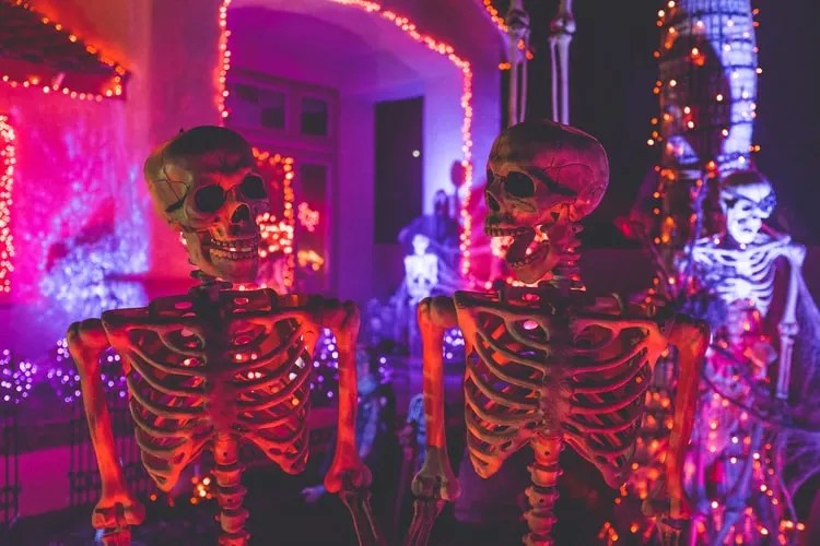 20 Best Halloween Destinations in The World 13 derry halloween