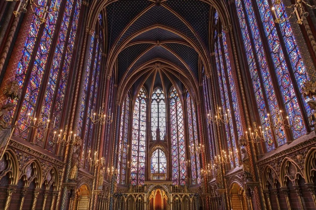 Traveling Solo In Paris- Ultimate Guide To Taking A Solo Trip To Paris 19 Sainte-Chapelle