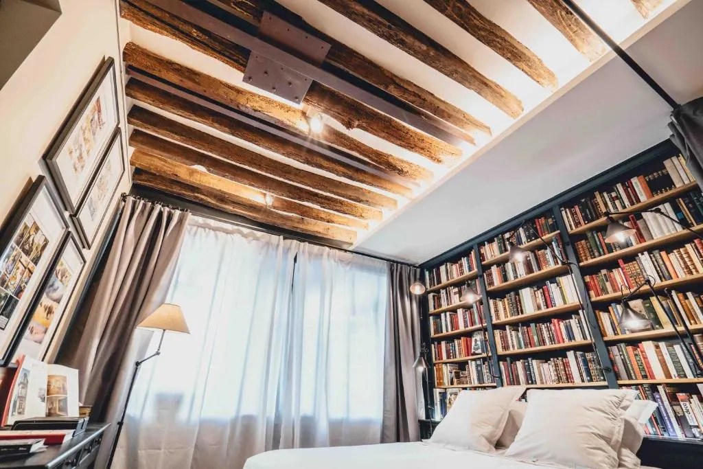 18 Non-Touristy Things To Do In Paris For A Different Experience 16 paris boutik